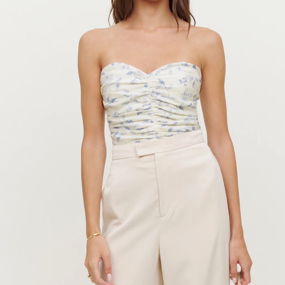 Reformation Fennel Linen Top | Size 2 | Color: Laurel